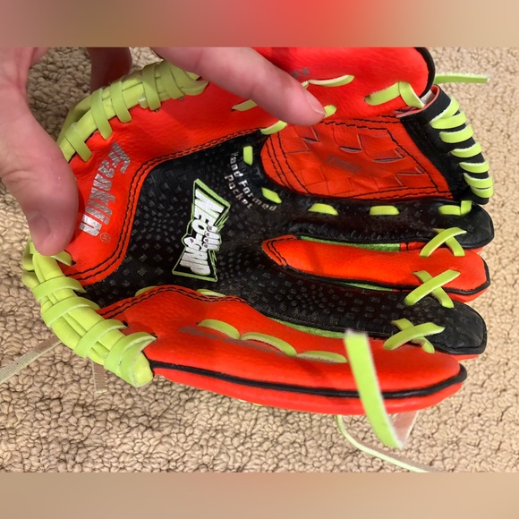 Franklin Kids Baseball Glove - Picture 2 of 7